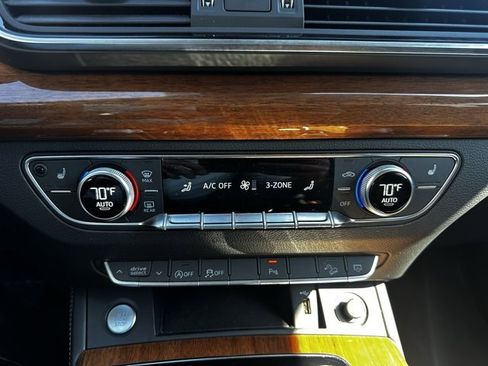 Used 2023 Audi Q5 2.0T Premium Plus image 25