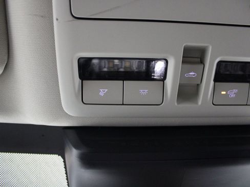 Used 2024 MAZDA CX-90 Plug-In Hybrid w/ Premium Pkg image 50