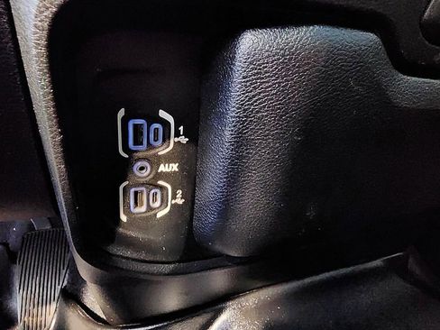 Used 2020 RAM 3500 Big Horn image 43