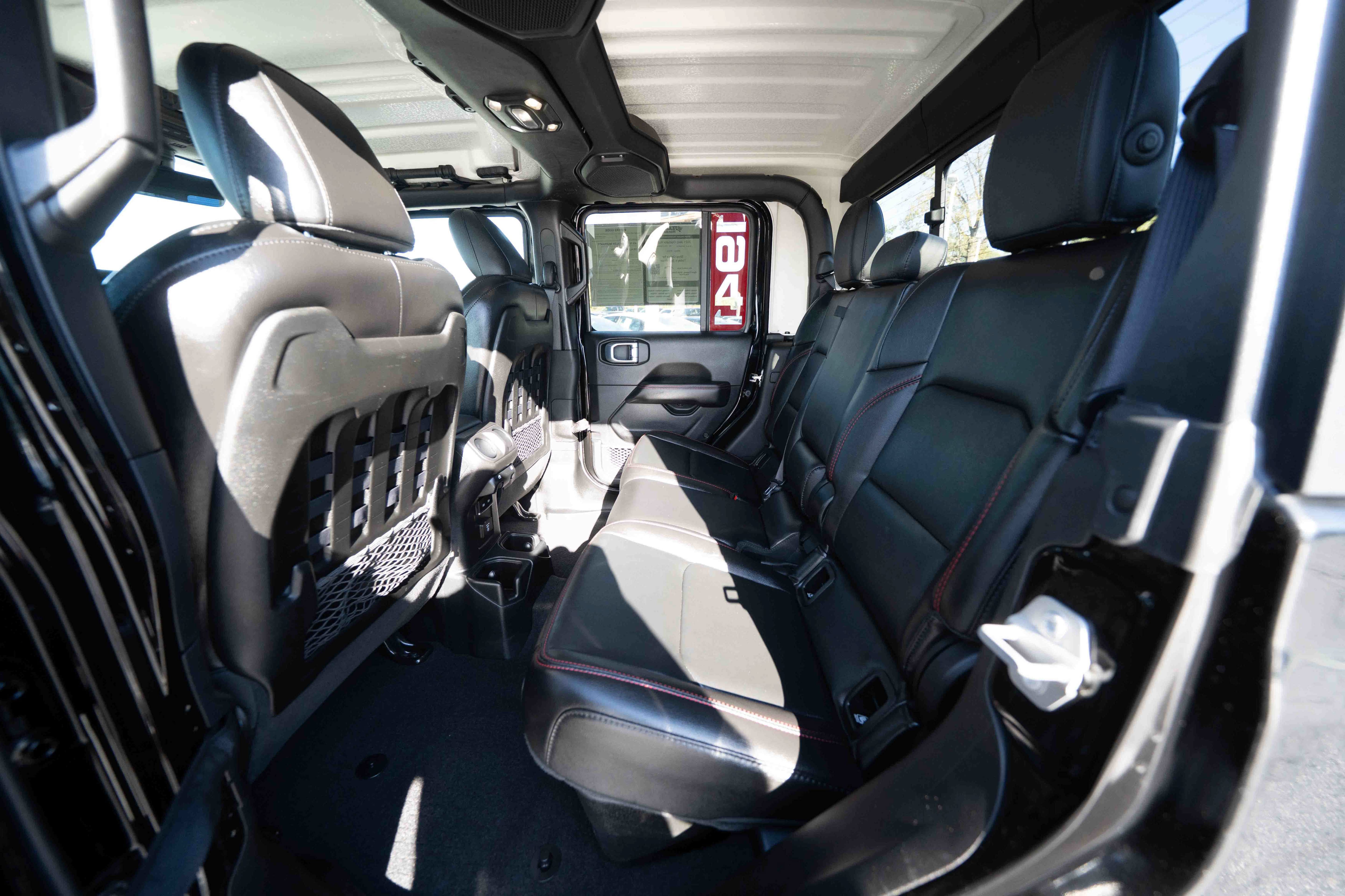 Used 2021 Jeep Gladiator Rubicon AWD/4WD image 23