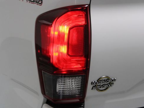 Used 2023 Toyota Tacoma TRD Off-Road w/ Technology Package AWD/4WD image 48