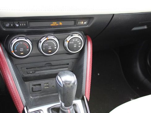 Used 2018 MAZDA CX-3 Grand Touring w/ Premium Package image 16