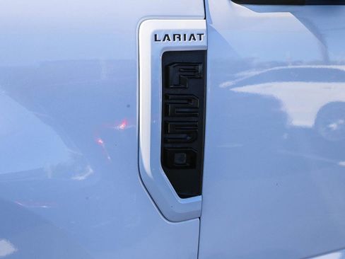 Used 2018 Ford F250 Lariat w/ Lariat Value Package AWD/4WD image 20