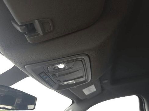 Used 2022 GMC Sierra 2500 SLE image 13