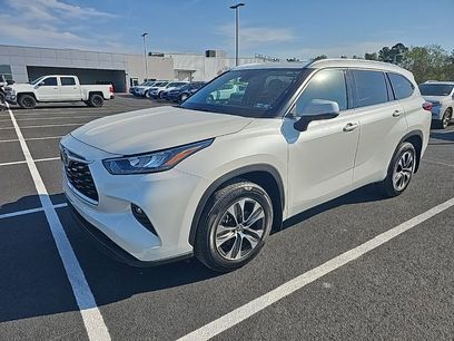 Used 2020 Toyota Highlander XLE