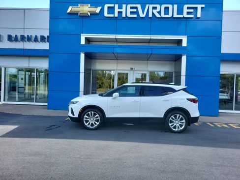 Certified 2019 Chevrolet Blazer LT w/ Sun and Wheels Package image 6
