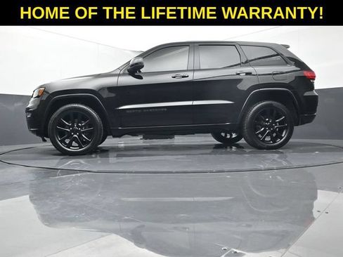 Used 2020 Jeep Grand Cherokee Altitude AWD/4WD image 57