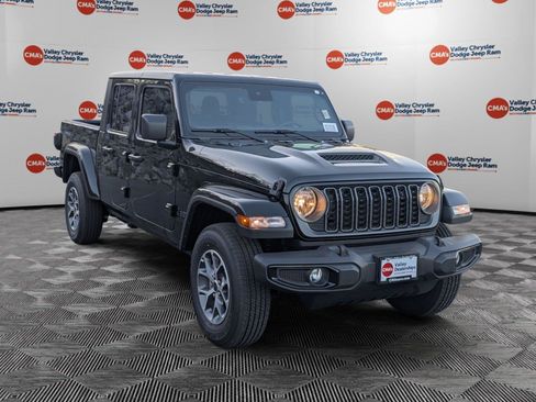 New 2025 Jeep Gladiator Sport AWD/4WD image 3