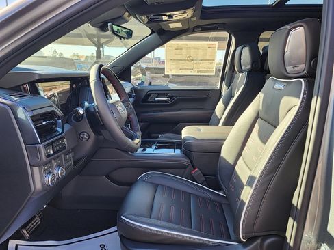 New 2026 GMC Yukon XL AT4 Ultimate image 15
