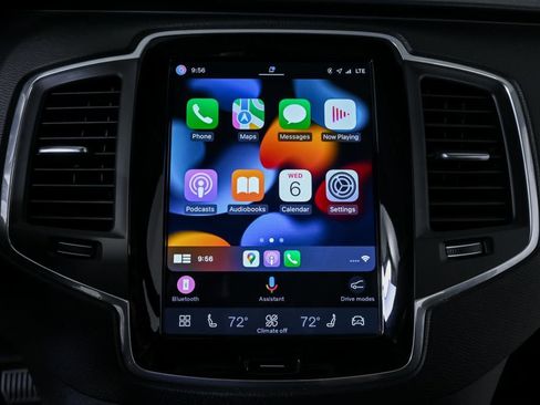 Certified 2025 Volvo XC90 B5 Core AWD/4WD image 17