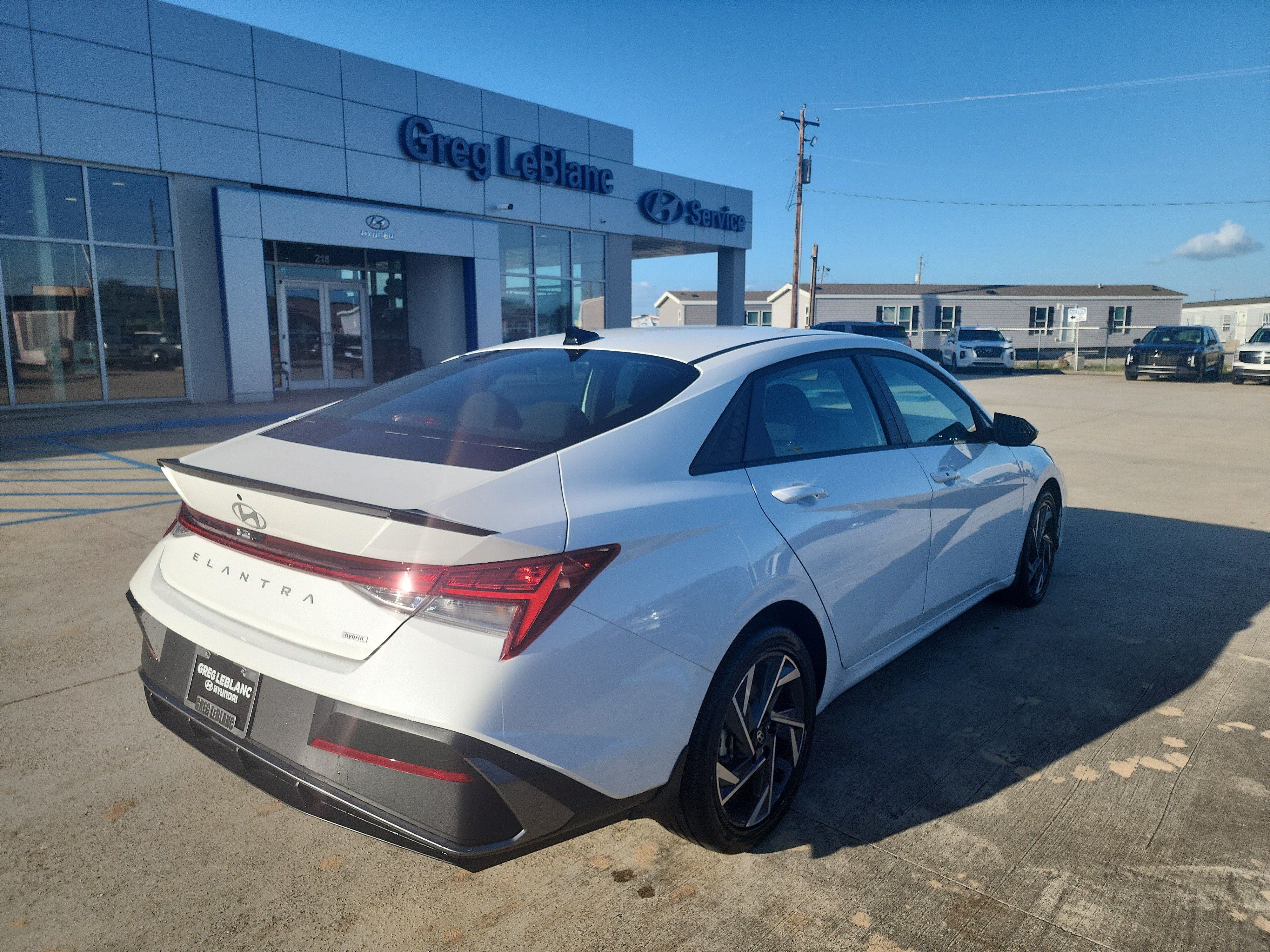 Used 2025 Hyundai Elantra SEL FWD image 7