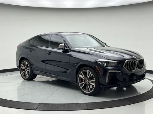 Used 2022 BMW X6 M50i image 3