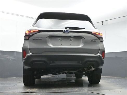Used 2025 Subaru Forester Touring w/ Touring Package image 38