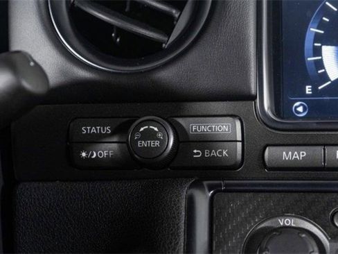 Used 2015 Nissan GT-R Premium image 33