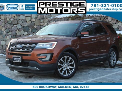 Used 2017 Ford Explorer Limited image 1