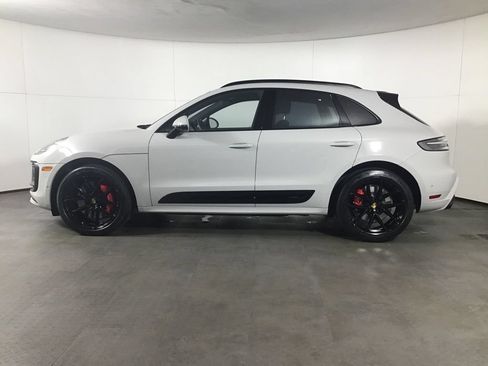 Certified 2023 Porsche Macan GTS AWD/4WD image 2