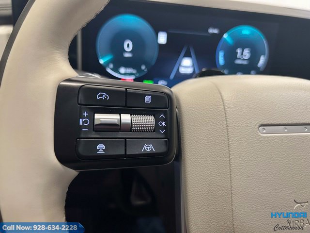 Used 2025 Hyundai Santa Fe Calligraphy AWD/4WD image 40