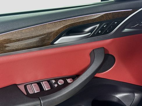 Used 2023 BMW X4 xDrive30i image 24