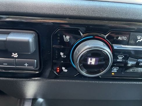 Used 2024 Chevrolet Silverado 2500 LTZ w/ LTZ Premium Package image 22