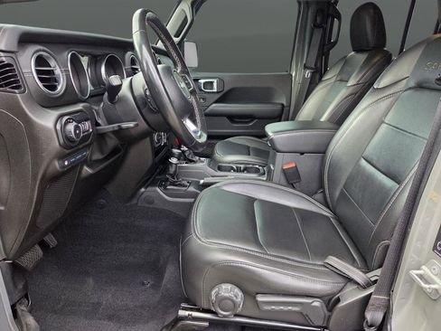 Used 2021 Jeep Wrangler Unlimited Sahara w/ Cold Weather Group image 10