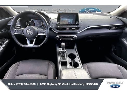 Used 2019 Nissan Altima 2.5 S FWD image 13