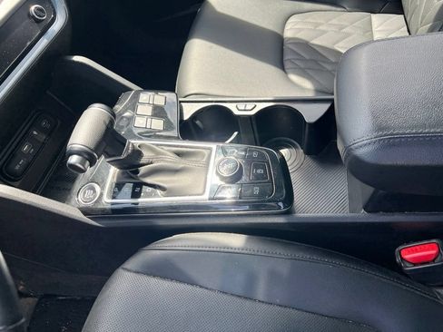 Used 2025 Kia Sportage X-Line w/ Premium Package AWD/4WD image 13