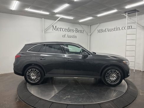 Used 2026 Mercedes-Benz GLC 300 image 8
