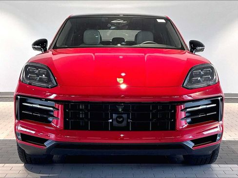New 2026 Porsche Cayenne Coupe AWD/4WD image 10