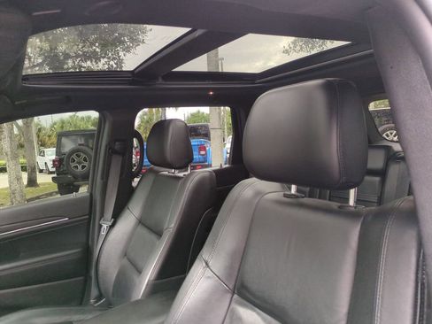 Used 2022 Jeep Grand Cherokee Limited w/ Trailer Tow Group IV image 22