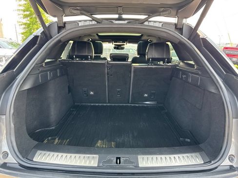 Used 2019 Land Rover Range Rover Velar R-Dynamic SE AWD/4WD image 28