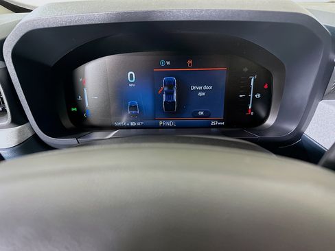 Used 2025 Ford Maverick XLT FWD image 19