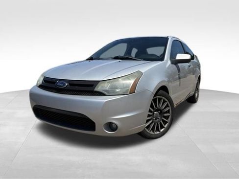 Used 2009 Ford Focus SES FWD image 1