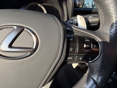 Used 2018 Lexus LC 500 Coupe w/ Touring Package RWD image 19