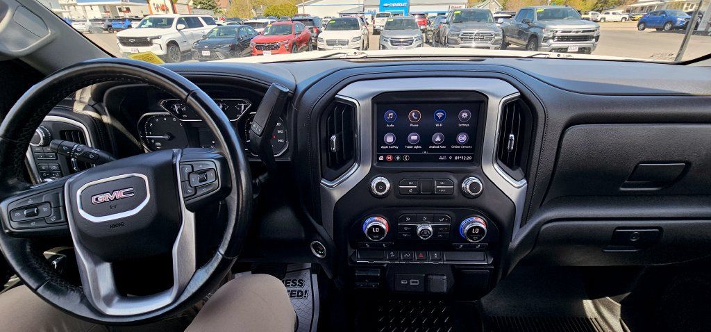 Certified 2022 GMC Sierra 3500 SLE w/ SLE Convenience Package AWD/4WD image 17