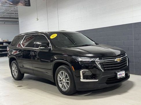 Used 2023 Chevrolet Traverse LT AWD/4WD image 2
