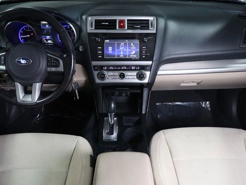 Used 2016 Subaru Outback 2.5i Premium image 15