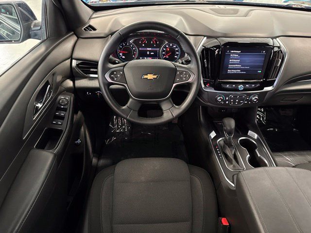 Used 2023 Chevrolet Traverse LT AWD/4WD image 4