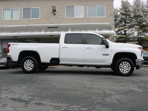Used 2021 Chevrolet Silverado 3500 LT w/ Texas Edition image 19