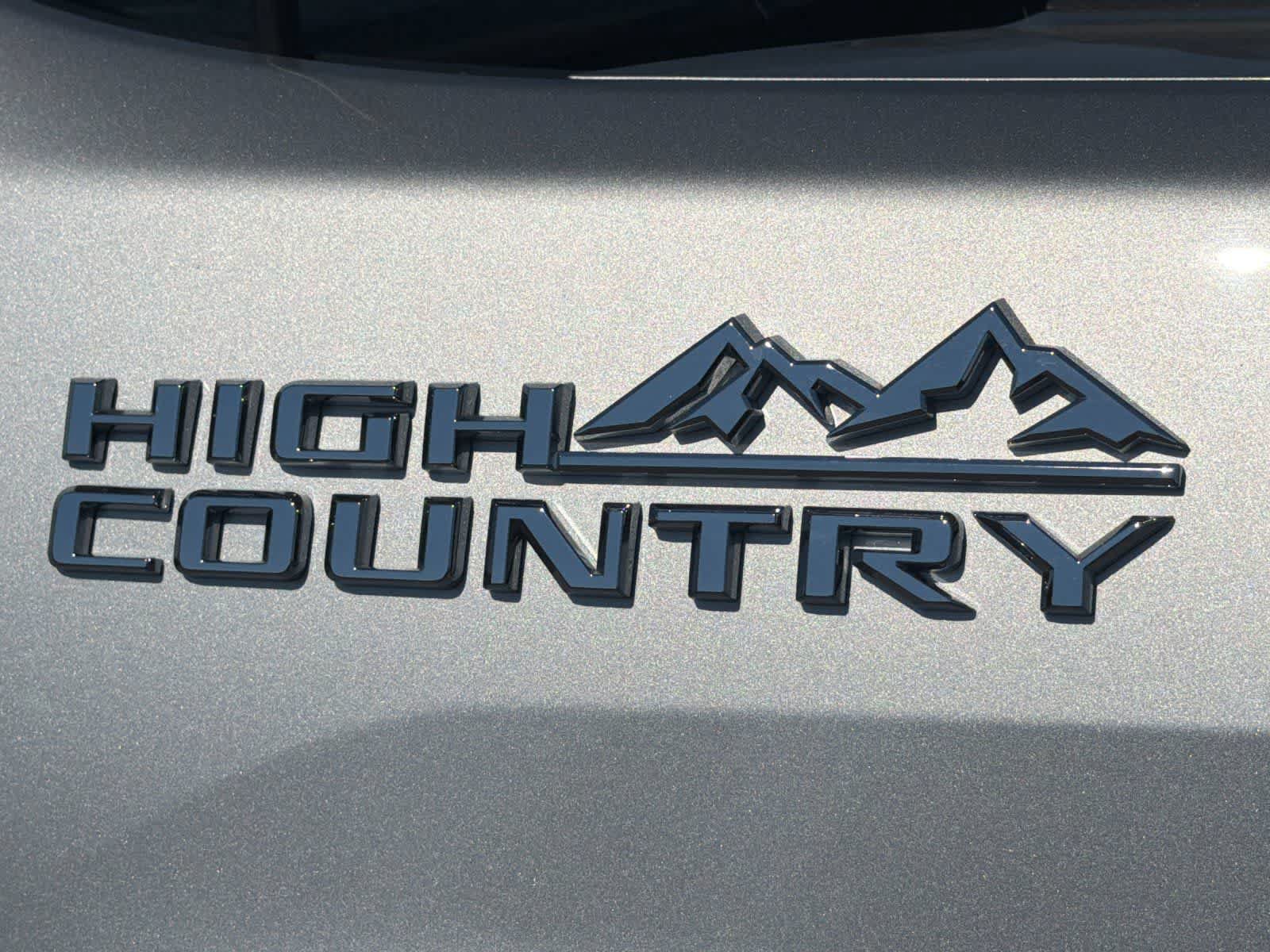 Used 2022 Chevrolet Silverado 3500 High Country w/ Z71 Off-Road Package AWD/4WD image 27