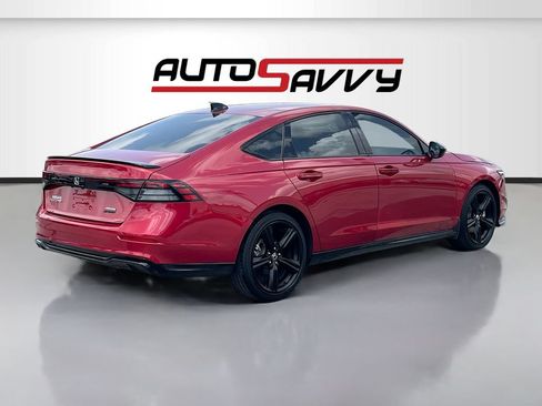 Used 2025 Honda Accord Sport image 7