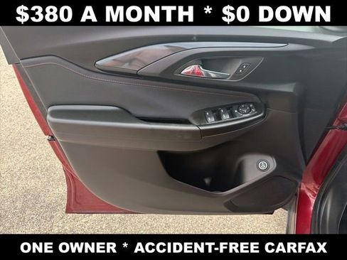 Used 2023 Chevrolet TrailBlazer RS w/ Sun and Liftgate Package FWD image 10