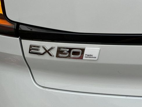 New 2026 Volvo EX30 Ultra w/ Protection Package AWD/4WD image 12