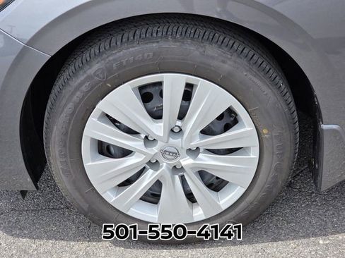 Used 2025 Nissan Sentra S FWD image 18