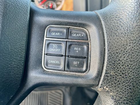 Used 2017 RAM 1500 Express image 16