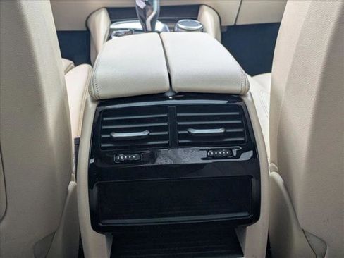 Used 2023 BMW 530i xDrive w/ Premium Package image 18