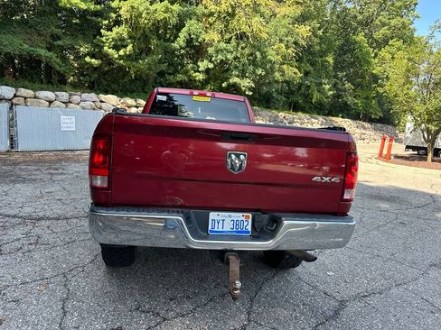 Used 2014 RAM 2500 Tradesman w/ Chrome Appearance Group AWD/4WD image 4
