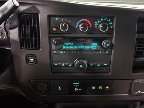 Used 2022 Chevrolet Express 2500 w/ Driver Convenience Package image 29