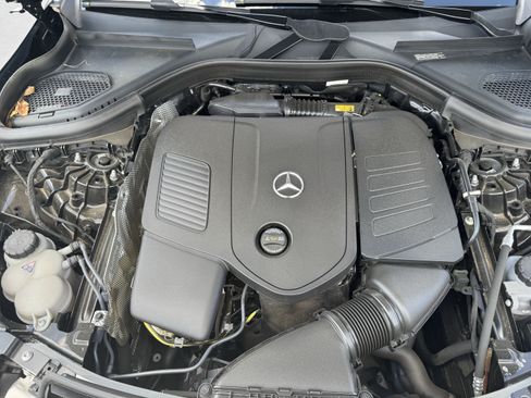 Used 2026 Mercedes-Benz GLC 300 image 36