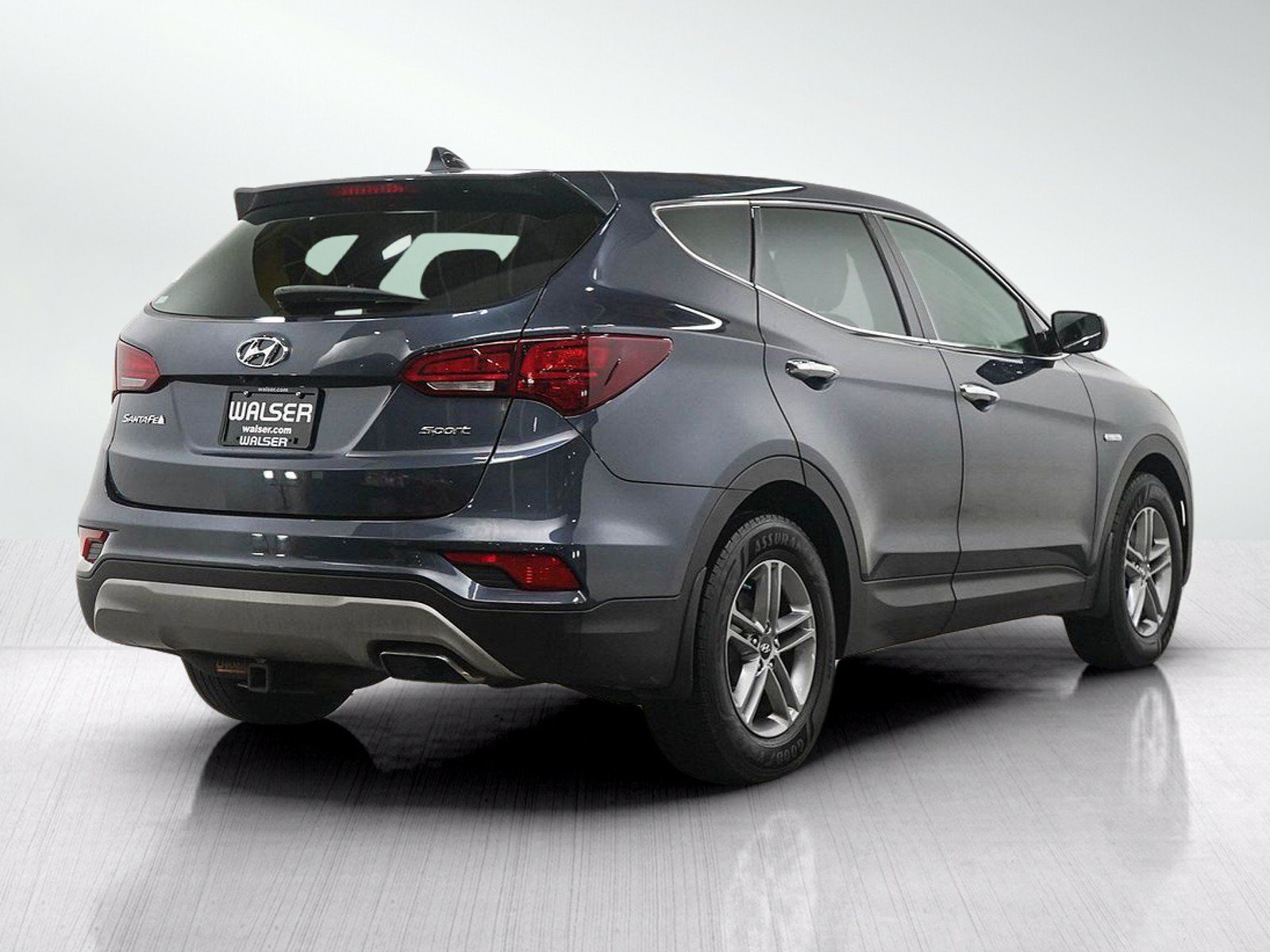 Used 2017 Hyundai Santa Fe Sport FWD image 6