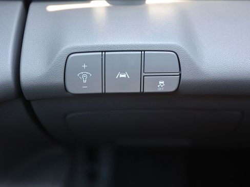 Certified 2023 Hyundai Elantra SEL w/ Convenience Package FWD image 31